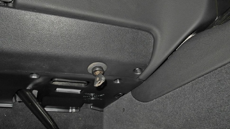 Гарант Форт 02001.N для BMW X6 c 2015 ЭлГУР без штыревой блокиратор рулевого вала